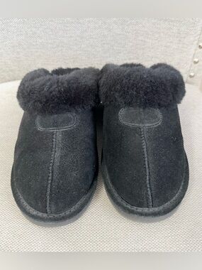 BearPaw Slip-On Slippers size 7